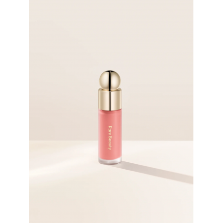 Soft pinch liquid blush